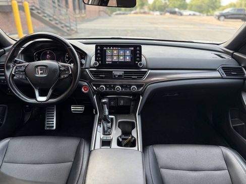 Used 2018 Honda Accord Sport image 21