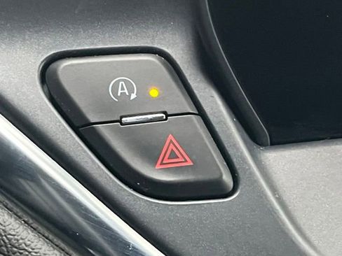 Used 2025 Chevrolet Blazer LT AWD/4WD image 41