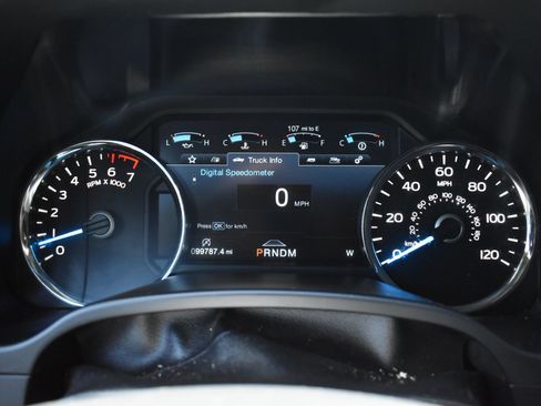 Used 2019 Ford F150 Lariat w/ Equipment Group 502A Luxury AWD/4WD image 32