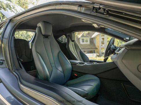 Used 2015 BMW i8 AWD/4WD image 33