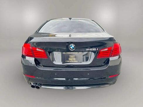 Used 2012 BMW 528i Sedan RWD image 9