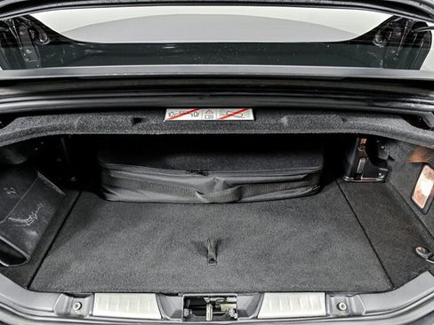Used 2010 Ferrari California RWD image 12