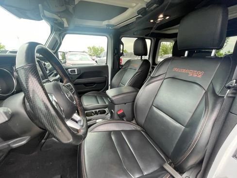 Used 2021 Jeep Wrangler Unlimited Rubicon w/ Xtreme Recon 35" Tire Package AWD/4WD image 21