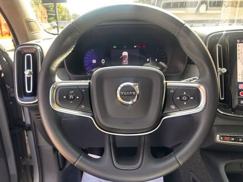 Used 2024 Volvo XC40 B5 Plus w/ Protection Package Premier AWD/4WD image 21
