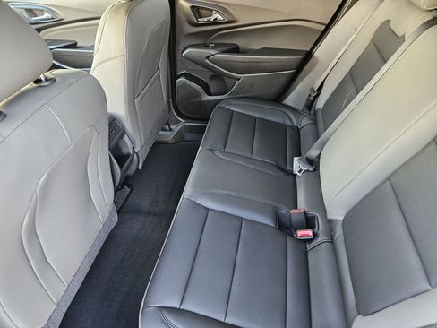 New 2026 Chevrolet Trax ACTIV w/ Sunroof Package image 26