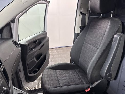 Used 2016 Mercedes-Benz Metris image 19