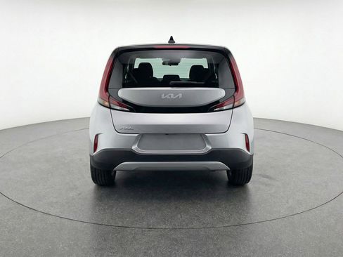 Used 2025 Kia Soul LX w/ LX Technology Package image 7