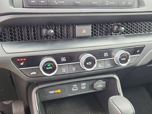 Used 2024 Honda CR-V Sport image 9