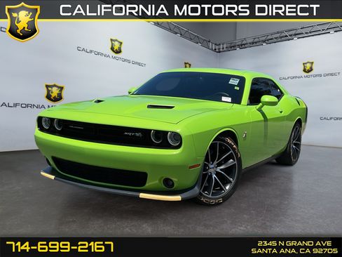 Used 2015 Dodge Challenger R/T Scat Pack w/ Leather Interior Group RWD image 1