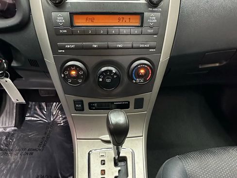 Used 2010 Toyota Corolla S image 14
