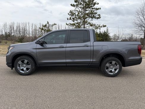 Used 2025 Honda Ridgeline TrailSport image 10