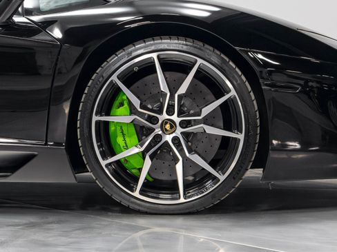 Used 2015 Lamborghini Aventador LP 700-4 AWD/4WD image 21