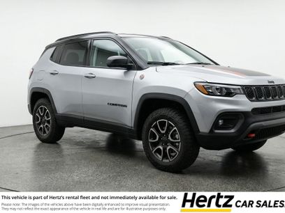 Used 2025 Jeep Compass Trailhawk
