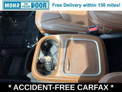 Used 2019 Chrysler Pacifica Limited w/ Advanced Safetytec Group FWD image 27