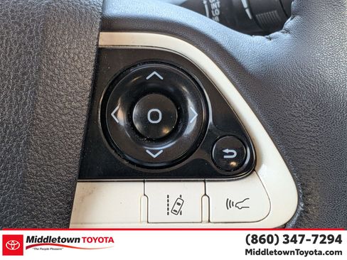 Used 2017 Toyota Prius Prime Premium FWD image 20