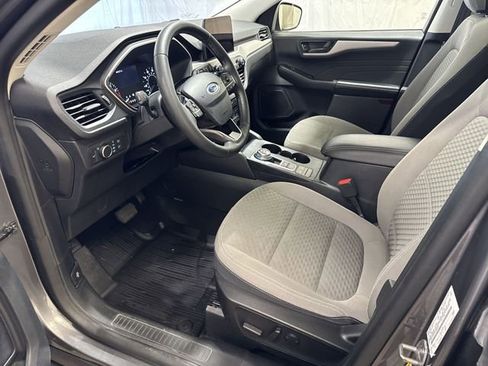 Used 2022 Ford Escape SE w/ SE Sport Appearance Package FWD image 12