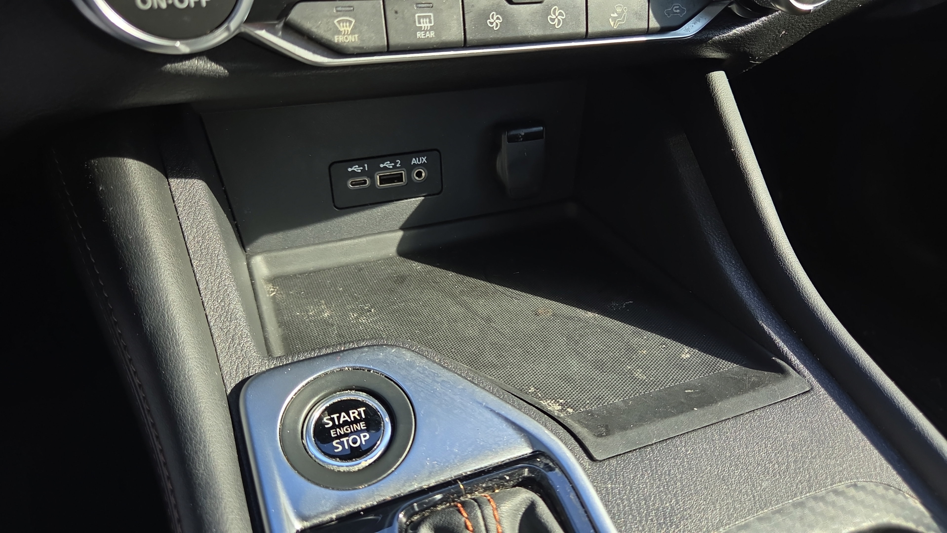 Used 2022 Nissan Sentra SR w/ Electronics Package FWD image 26