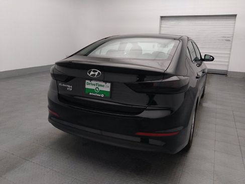 Used 2018 Hyundai Elantra SE FWD image 7