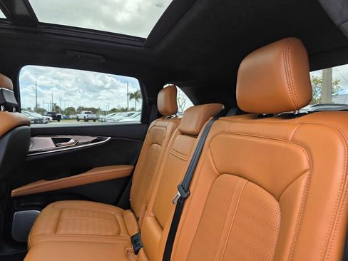 Used 2023 Lincoln Nautilus Black Label image 17