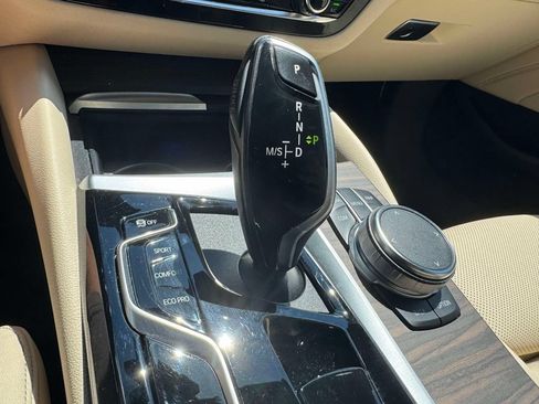 Used 2023 BMW 530i xDrive w/ Convenience Package AWD/4WD image 16