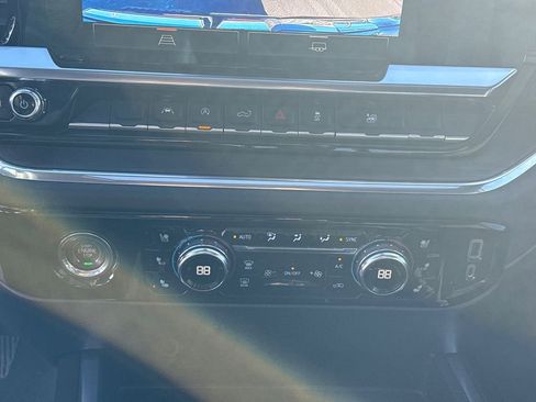 Used 2023 GMC Sierra 1500 SLT w/ SLT Premium Package image 25