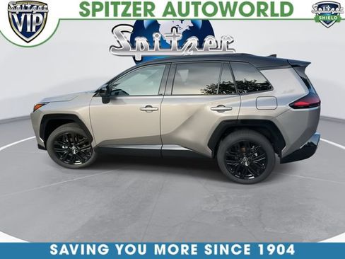 Used 2026 Toyota RAV4 XSE w/ Panoramic Sun Roof Package AWD/4WD image 7