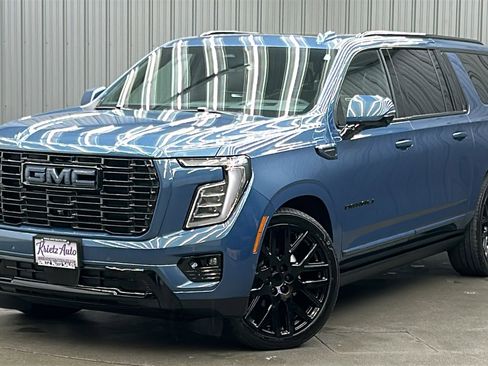 Used 2025 GMC Yukon XL Denali Ultimate image 1