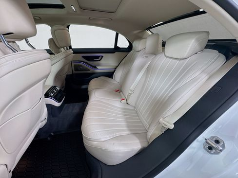 Used 2024 Mercedes-Benz S 500 4MATIC image 24