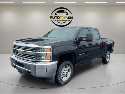 Used 2017 Chevrolet Silverado 2500 W/T w/ WT Fleet Convenience Package AWD/4WD image 3