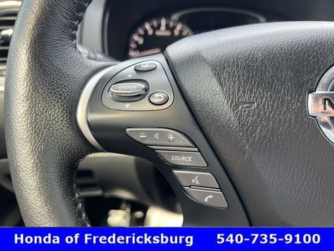 Used 2018 Nissan Pathfinder SV w/ SV All Weather Package image 20