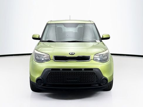 Used 2015 Kia Soul + image 2