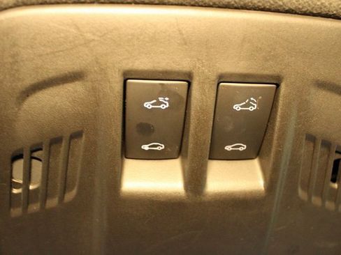 Used 2018 Chevrolet Cruze LT image 27