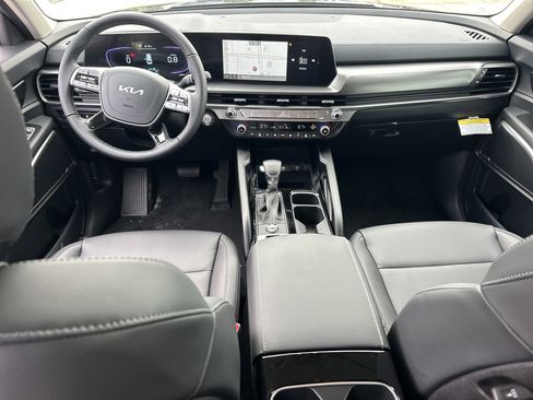 New 2025 Kia Telluride LX image 16