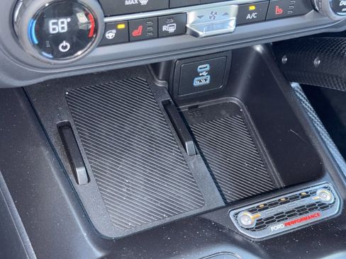 New 2025 Ford Bronco Raptor image 37