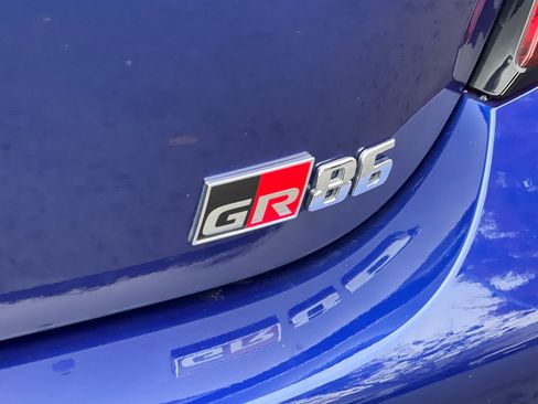 Used 2023 Toyota GR86 Premium image 25