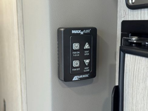 Used 2023 Mercedes-Benz Sprinter 3500 w/ Parking Package image 52