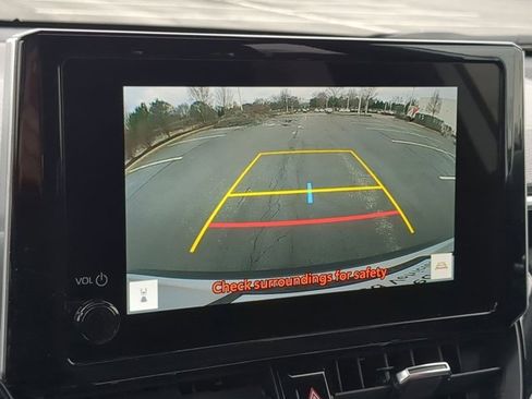 Certified 2024 Toyota Corolla Cross XSE image 12