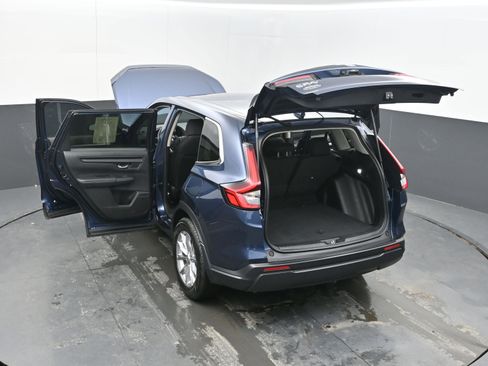 Used 2025 Honda CR-V EX image 45