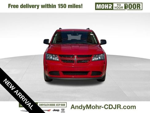 Used 2020 Dodge Journey SE w/ SE Popular Equipment Group image 2