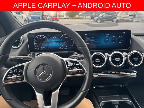 Used 2021 Mercedes-Benz GLA 250 4MATIC image 3