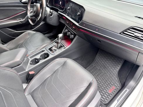 Used 2019 Volkswagen Jetta GLI Autobahn FWD image 11