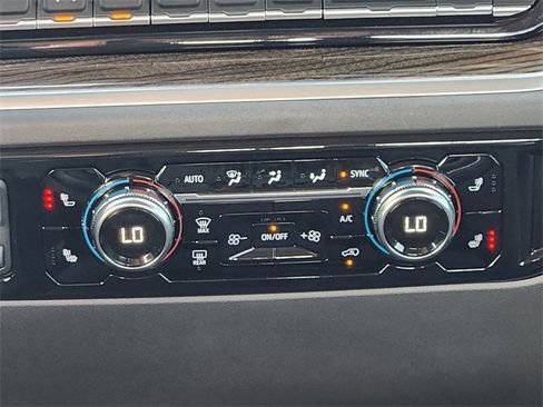 Certified 2025 GMC Sierra 1500 Elevation image 35