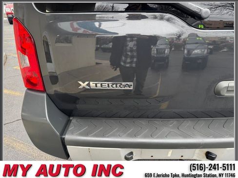 Used 2012 Nissan Xterra S image 32