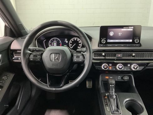 Certified 2024 Honda Civic Sport image 9