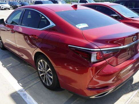 Used 2022 Lexus ES 350 w/ Premium Package FWD image 7