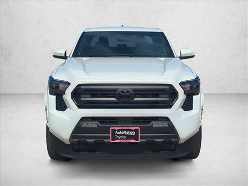Used 2026 Toyota Tacoma SR5 AWD/4WD image 6