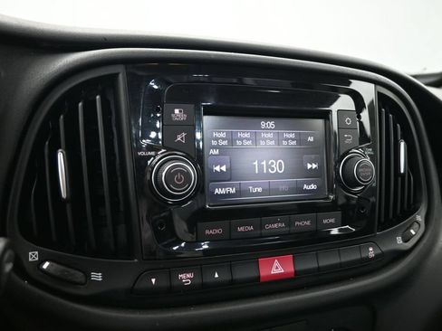 Used 2021 RAM ProMaster City Tradesman FWD image 12