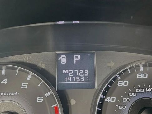 Used 2012 Subaru Outback 3.6R Limited image 13