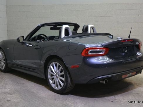 Used 2017 FIAT 124 Spider Lusso image 3