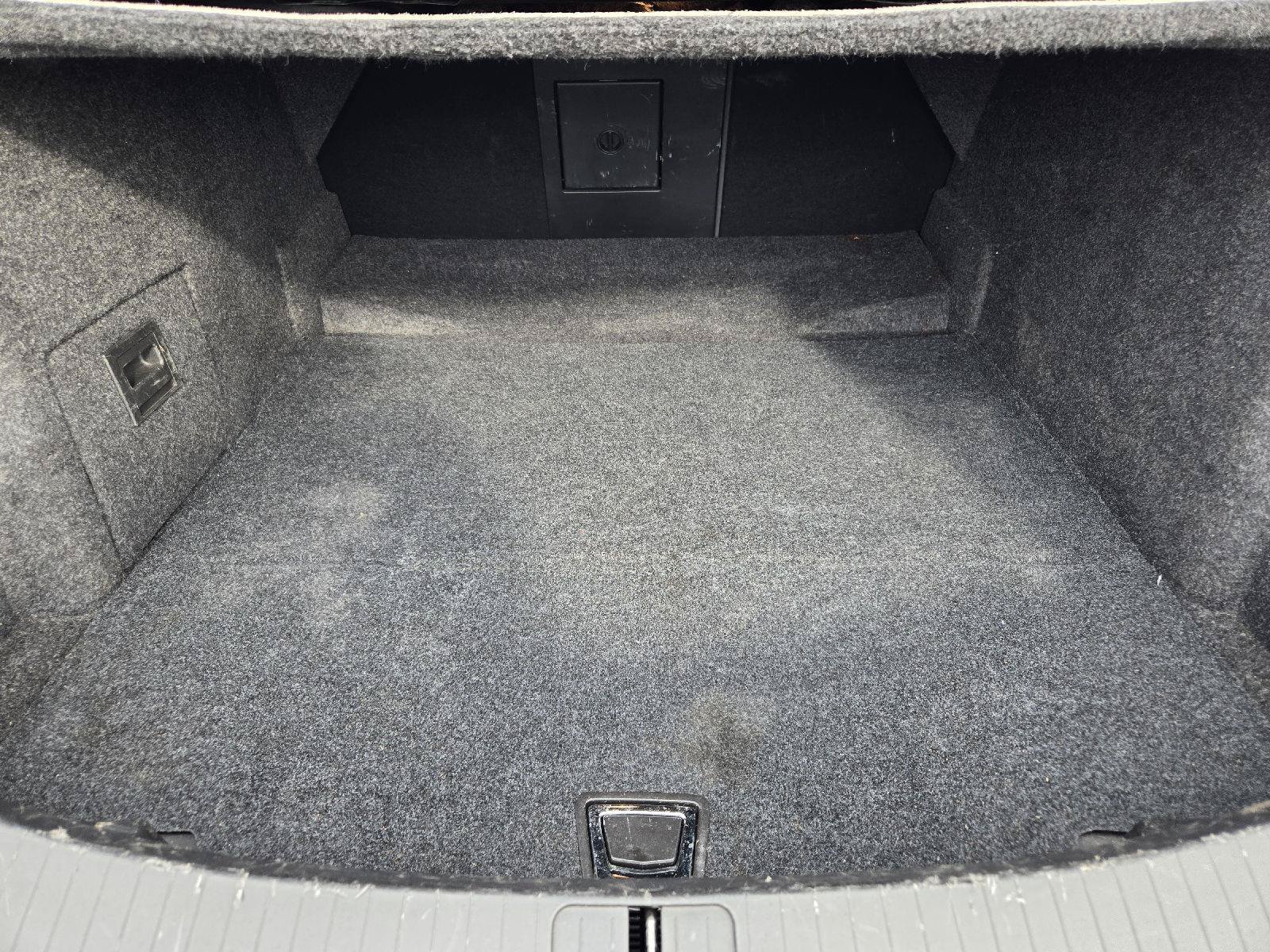 Used 2014 Cadillac XTS FWD image 31